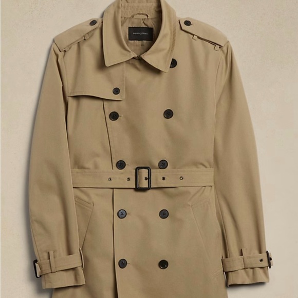 Banana Republic Men's Beige Trench Coat - Picture 2 of 8